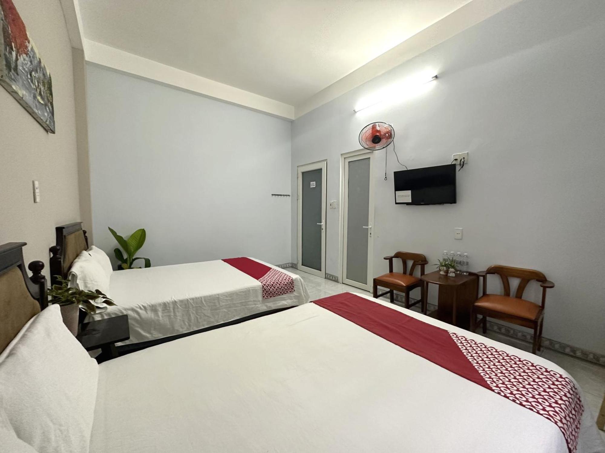 Oyo 1187 Suoi Da Motel Da Nang Exteriör bild